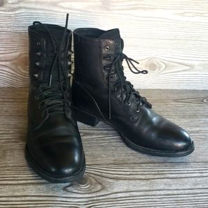 Ariat lace up boots, black, size 7.5, VGUC